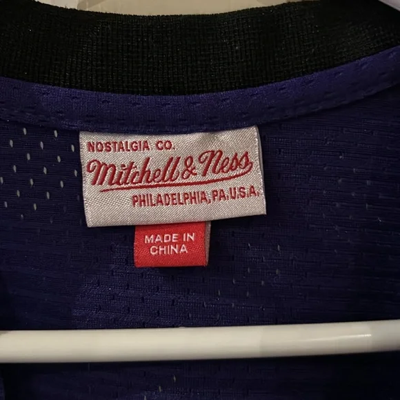 Vince Carter Mitchel & Ness Jersey - Picture 3 of 6